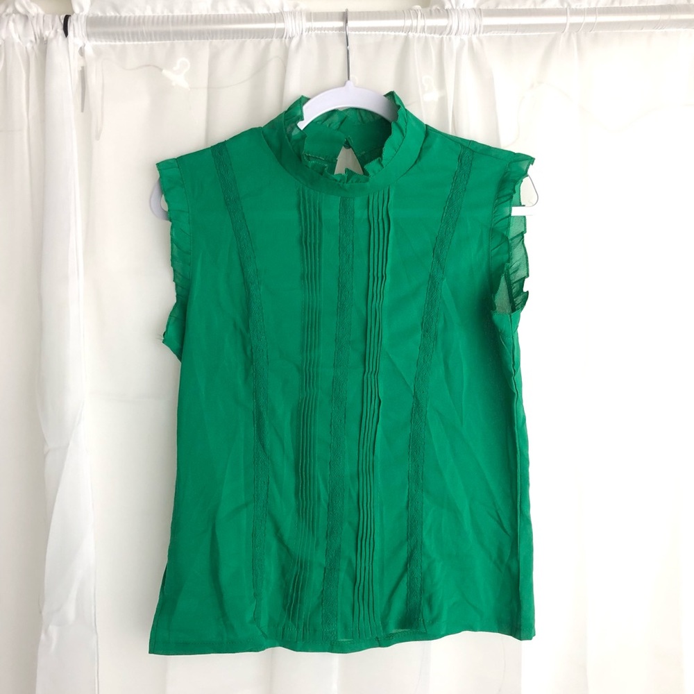 Unlabeled Women's High Neck Ruffled Emerald Green Top Size Large